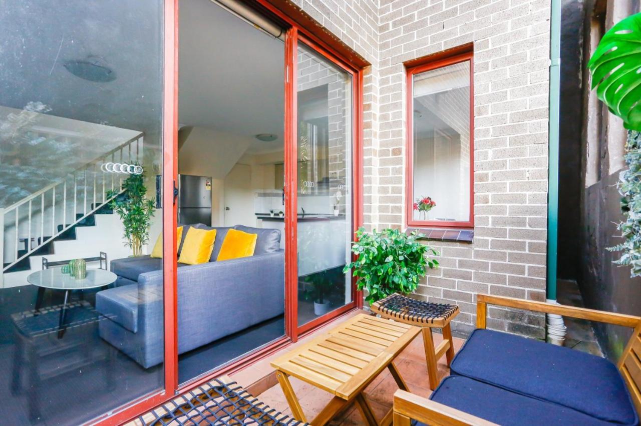 Cozy 2 Bedroom Apartment Chippendale II Sydney Exterior foto